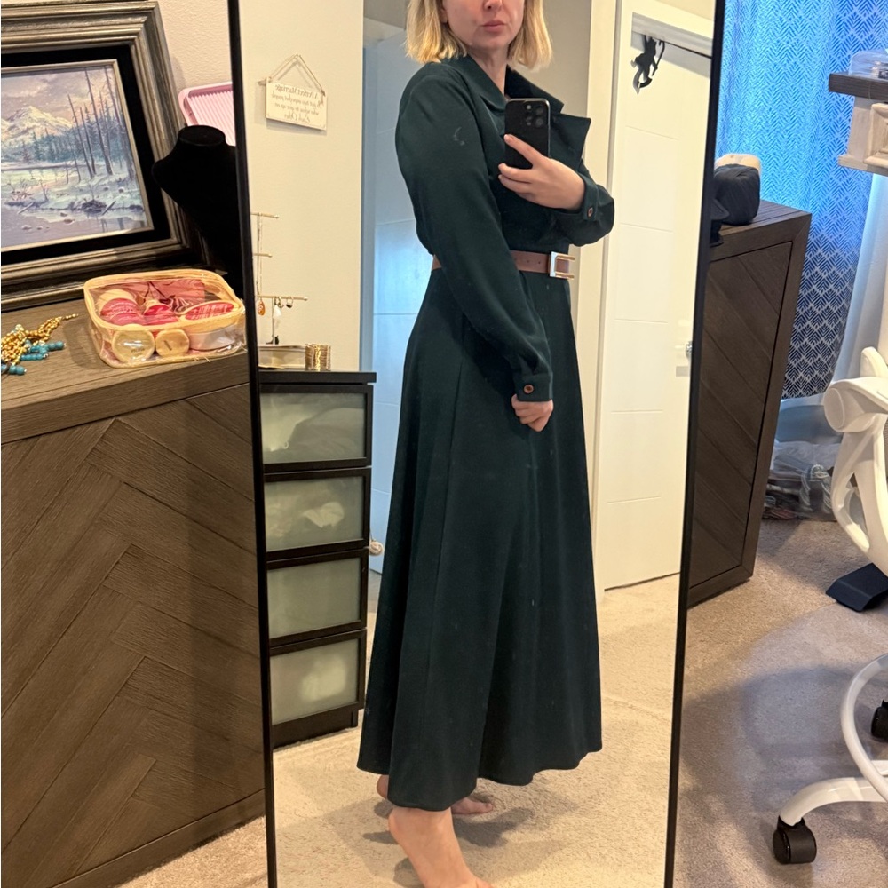 Long Sleeve Dark Green Maxi Dress with Belt